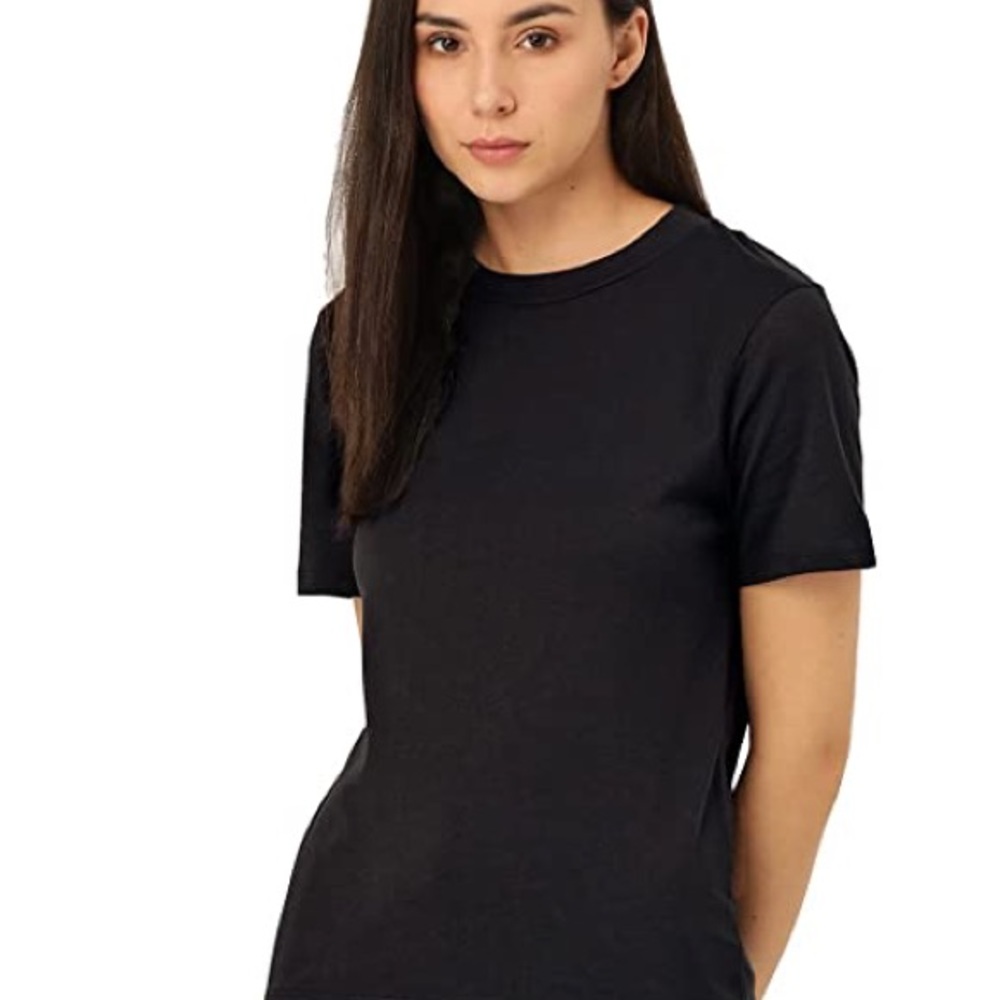 LOOP NECK COTTON T SHIRT
Black